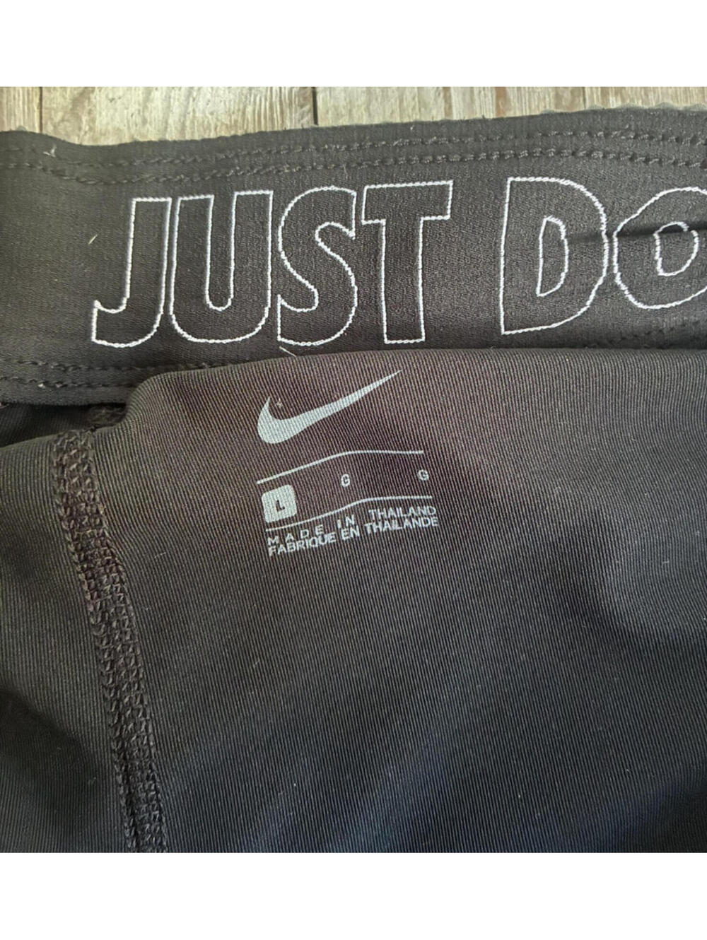 Women’s Large Nike Running 3” Inseam Shorts Dri-Fit Gray Workout Shorts Gym - Picture 2 of 5
